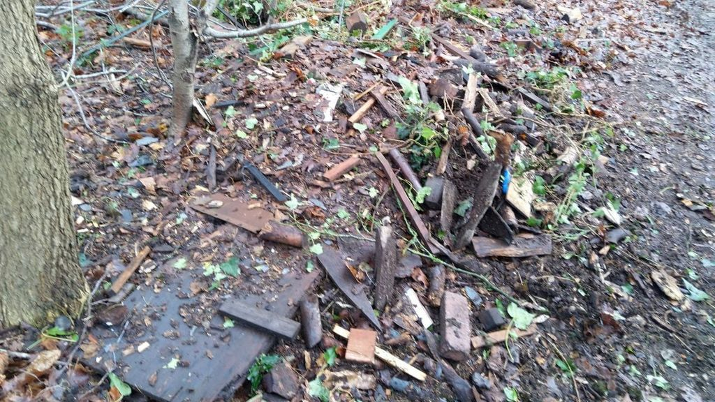 Foto: € 2.000,- boete voor illegaal dumpen asbest