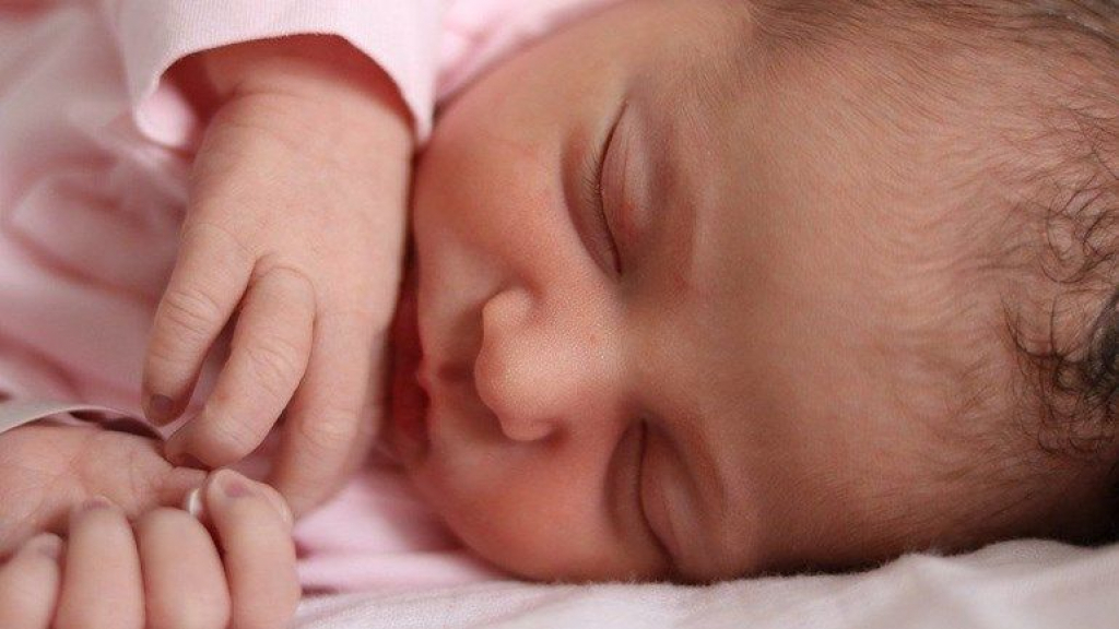 Foto: Meer baby's in Gelderland door lockdown