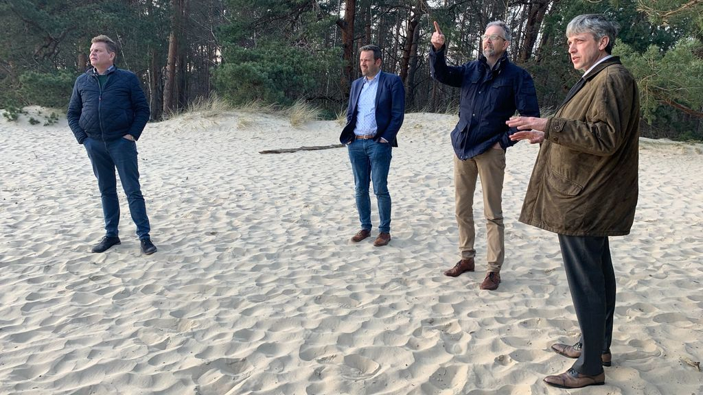 Foto: Provinciaal SGP-bezoek over recreatiezonering