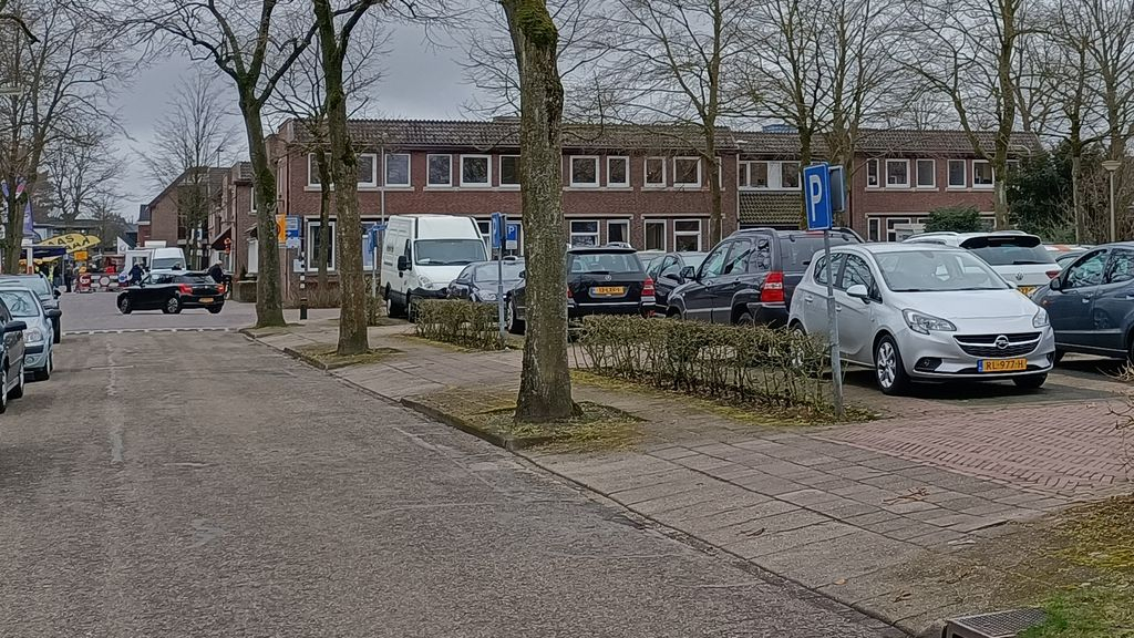 Foto: Ds. Martiniuslaan op de schop