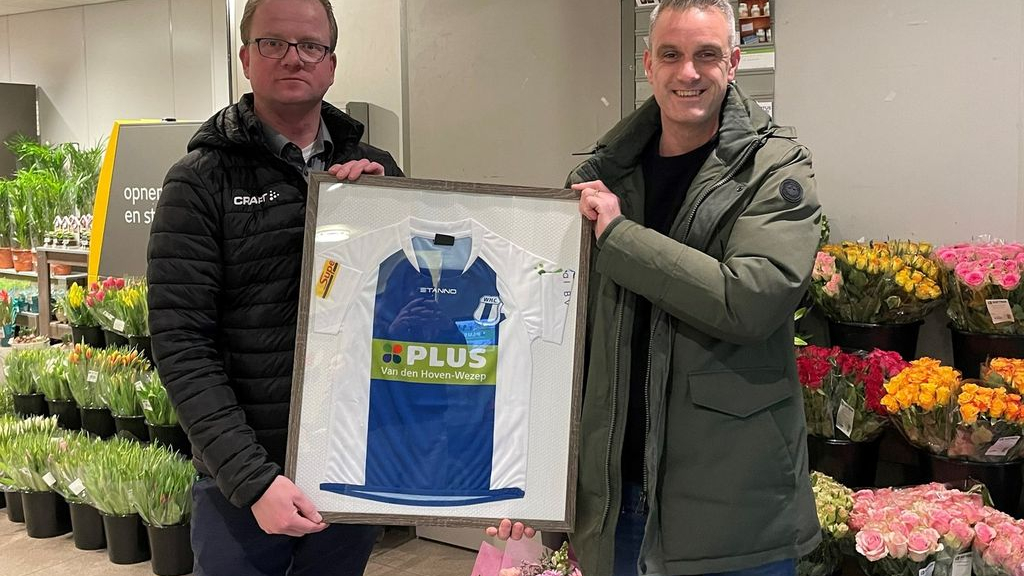 Foto: Plus Supermarkt verlengt Jeugd Sponsorcontract WHC