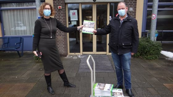 Foto: Seewende blij met ‘Plus-boeken’