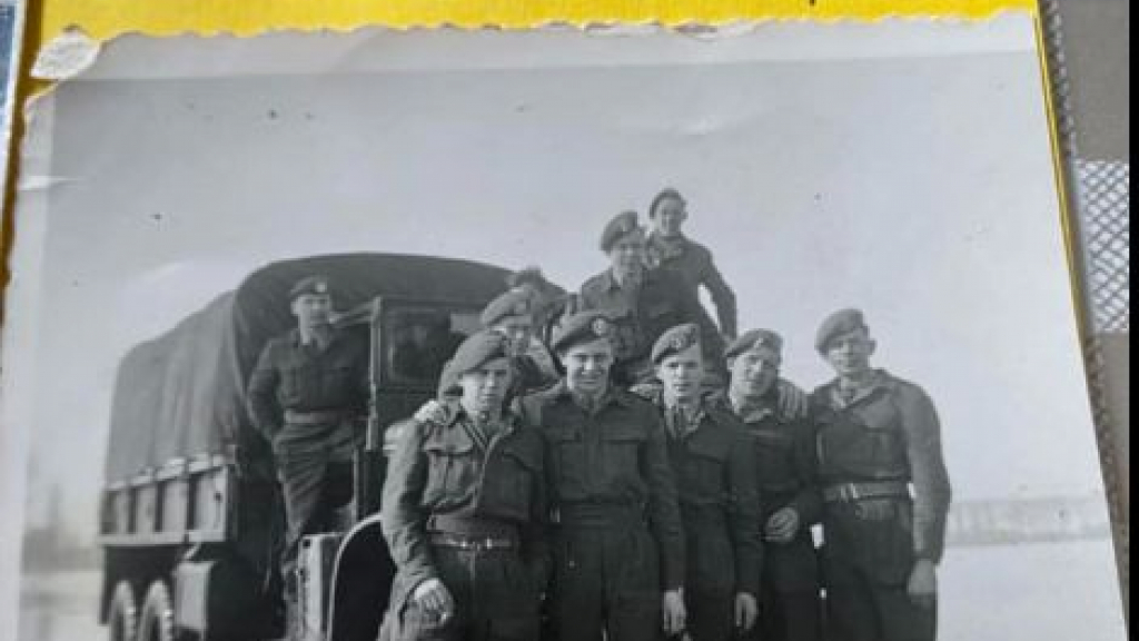 Foto: Jan Toebast was als militair betrokken bij de reddingsacties bij de watersnoodramp in Zeeland