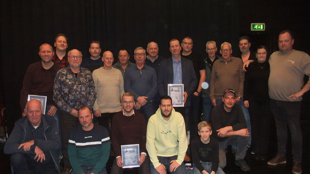 Foto: Zeer geslaagde huldiging Regio Noord West in Doornspijk