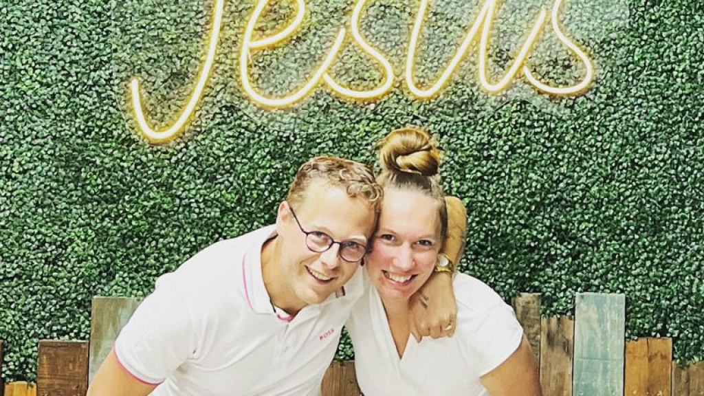 Foto: Rick en Donna Koelewijn richten in Zuid-Afrika het Huis van Overwinning op