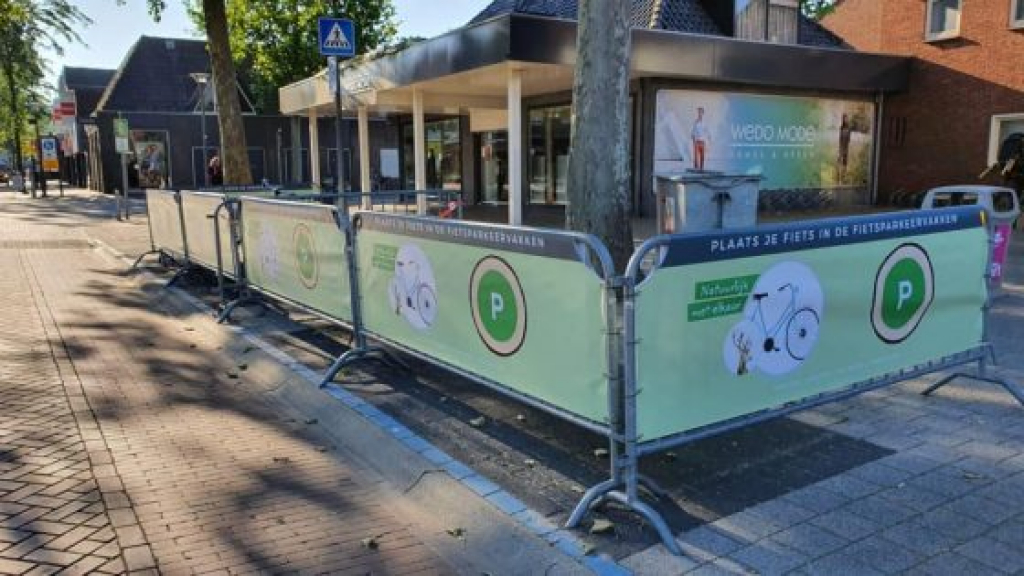 Foto: Verlenging fietsparkeerverbod Dorpsstraat e.o.