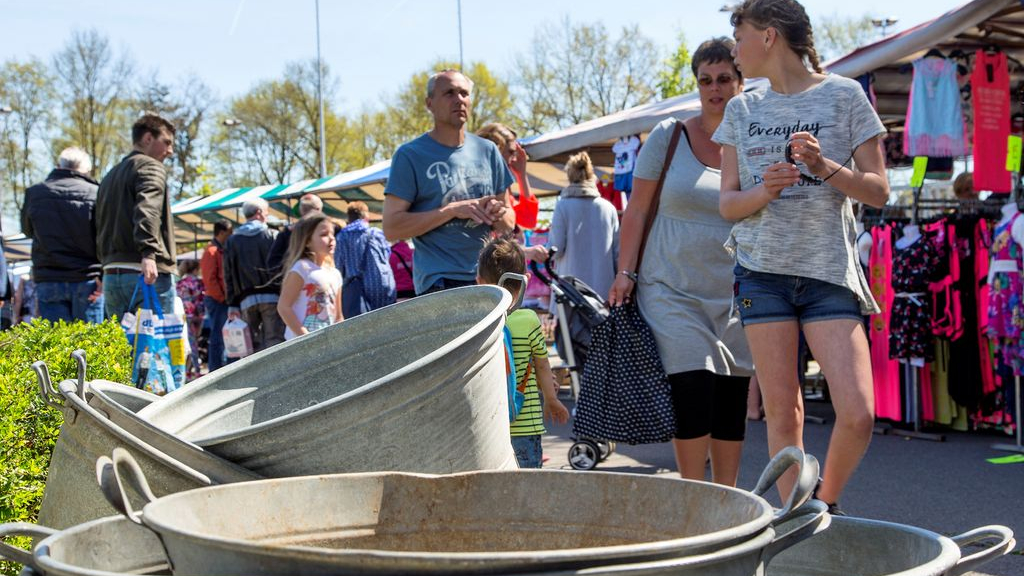 Foto: Grootste vlooienmarkt van de Veluwe op Hemelvaartsdag