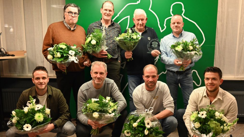 Foto: Jubilarissen OWIOS gehuldigd
