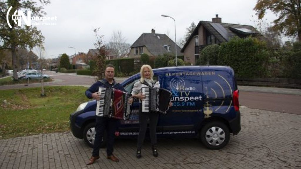 Foto: RTV Nunspeet op bezoek bij de Crazy Accordeons