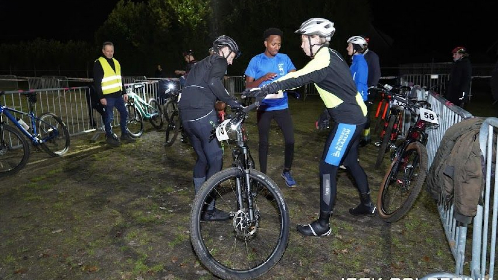 Foto: Maarten Vierhout wint Veluwse Run Bike Run