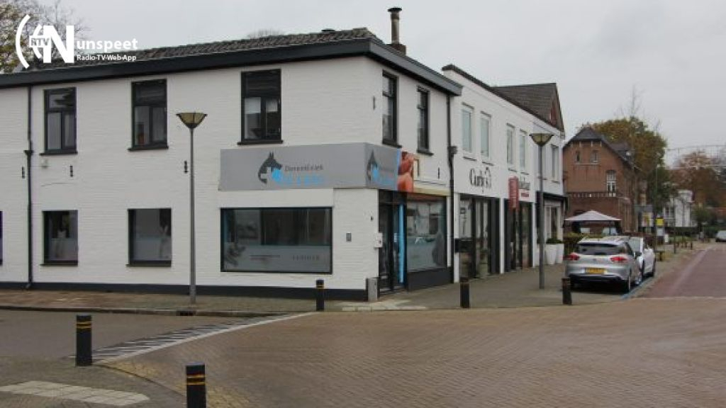 Foto: Dierenkliniek De Laan een succes en vol enthousiasme ontvangen (video)