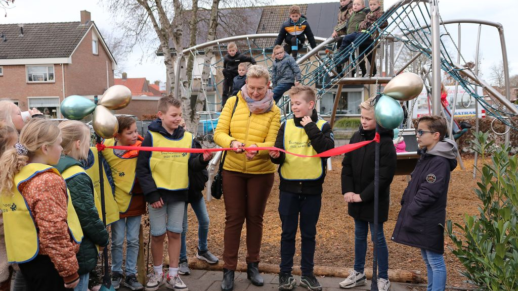 Foto: Opening groen schoolplein Timotheüsschool