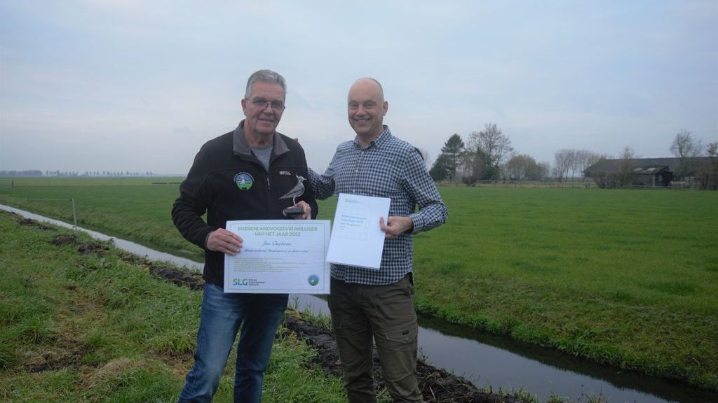 Foto: Jan Slagboom uit Hattemerbroek uitgeroepen tot Gelderse boerenlandvogelvrijwilliger 2022