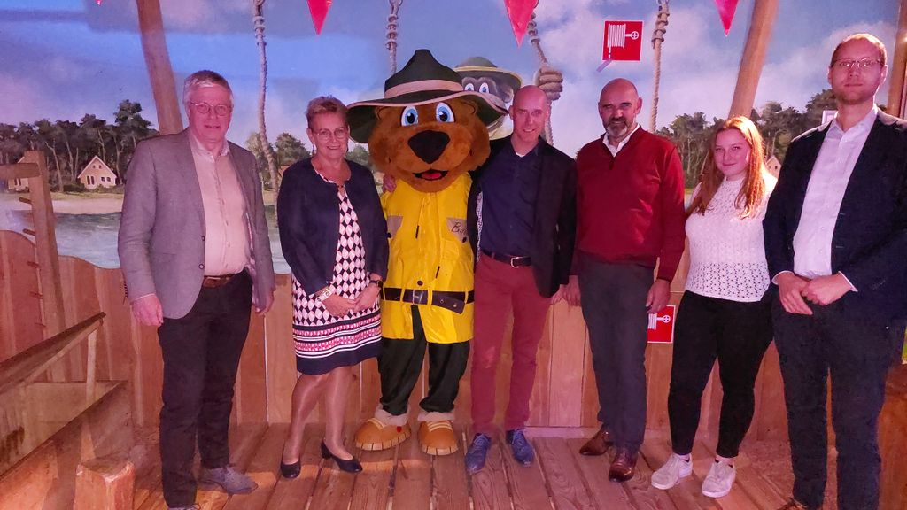 Foto: College van B&W op werkbezoek bij Landal Greenparcs
