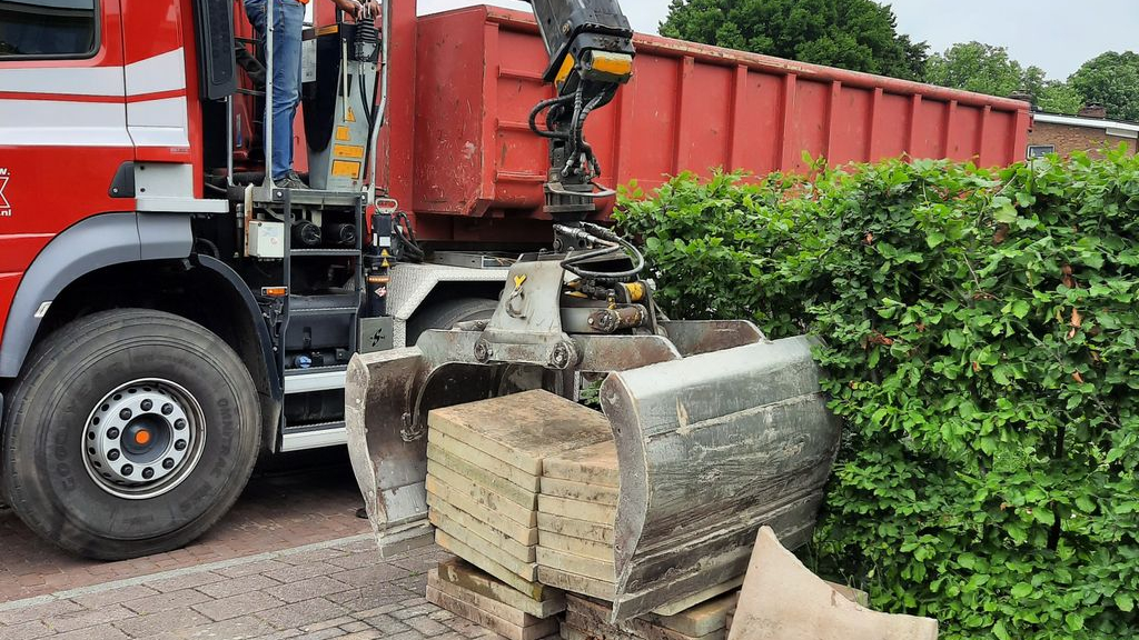 Foto: Gemeente Elburg zet tegeltaxi in voor groene tuinen