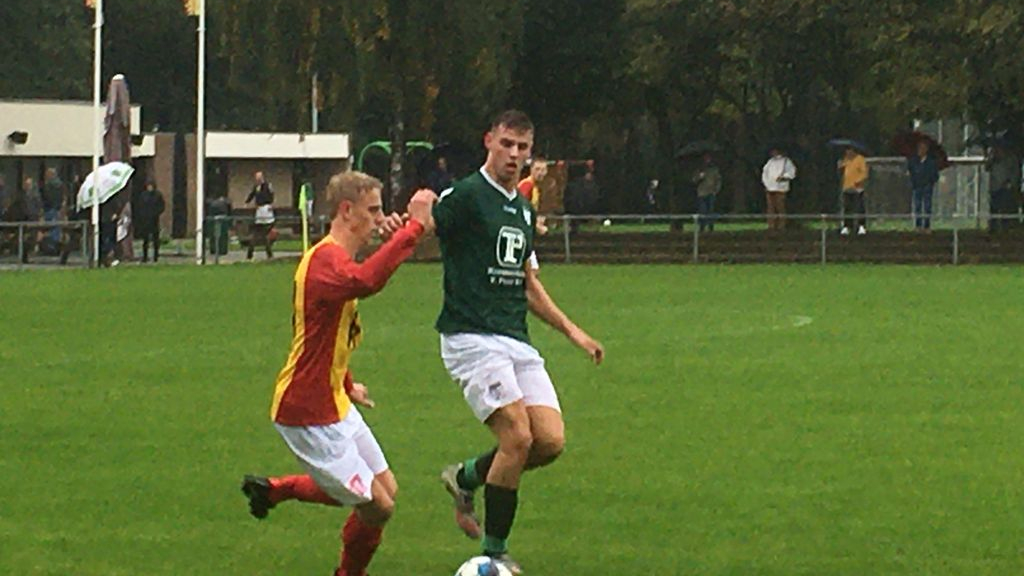 Foto: S.V. ’t Harde wint eerste competitiewedstrijd