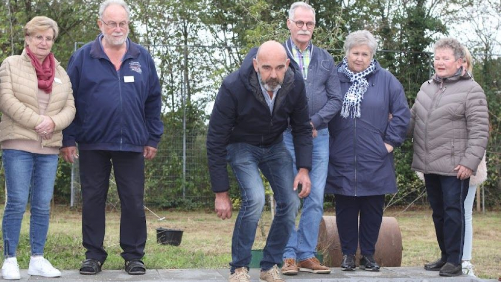 Foto: Officiële opening jeu de boules-baan Heikamp Veste