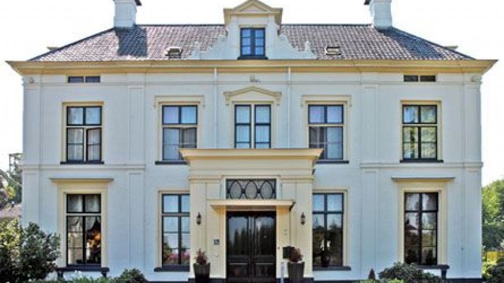 Foto: Statiegeldactie voor Stichting Vrienden van IJsselvliedt en Villa ExpertCare Wezep