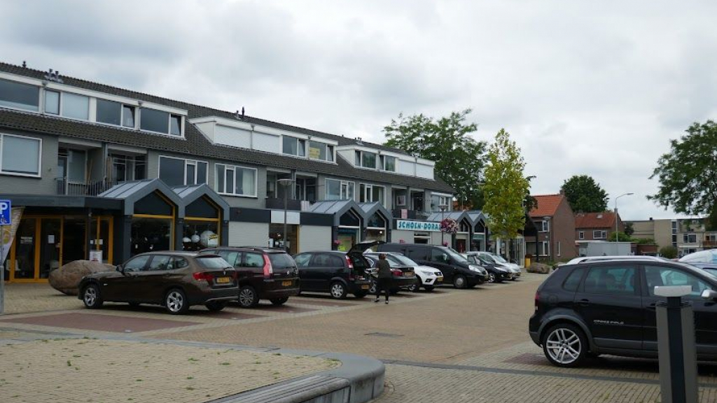 Foto: Nachtelijk parkeerverbod op gedeelte Meidoornplein