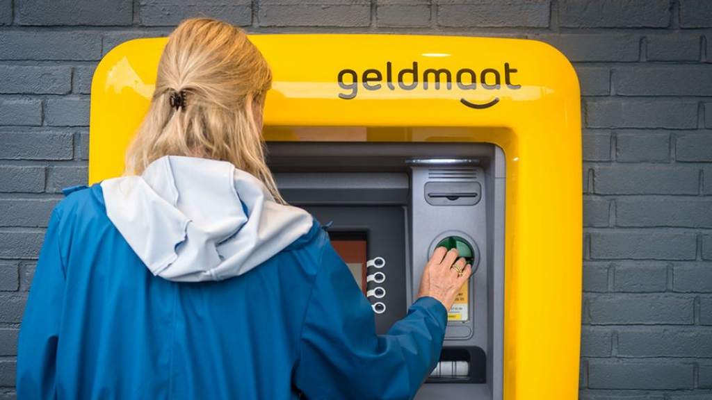 Foto: Plaatsing tijdelijke pin-kiosk in Wezep komt in zicht