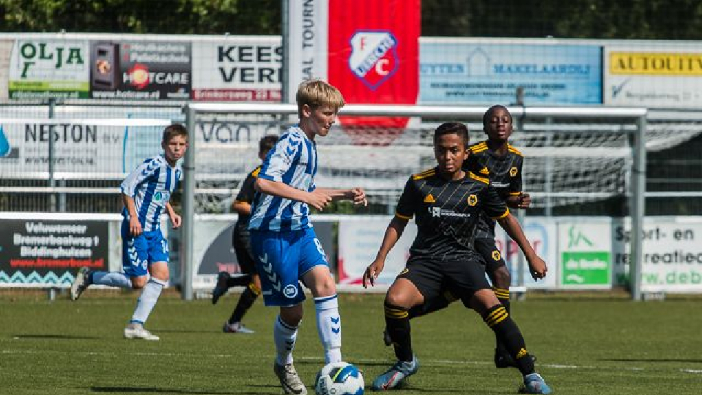 Foto: IJzersterk deelnemersveld bij jubileumeditie International Tournament U14 Hulshorst