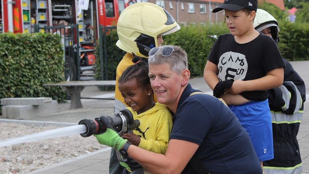 Foto: Kinderspelen in De Huiskamer