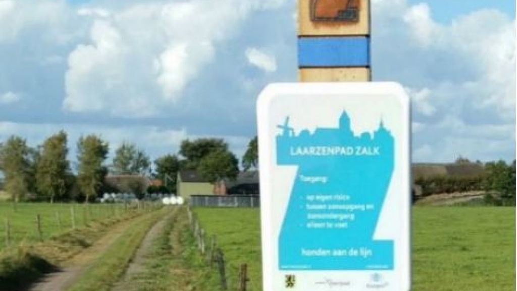 Foto: Volg het laarzenpad bij Zalk