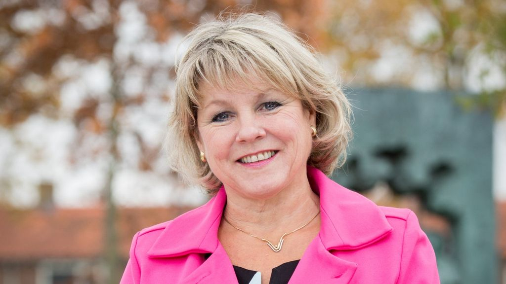 Foto: Wekelijkse column van burgemeester Tanja Haseloop - Amsing: Vlaggen...