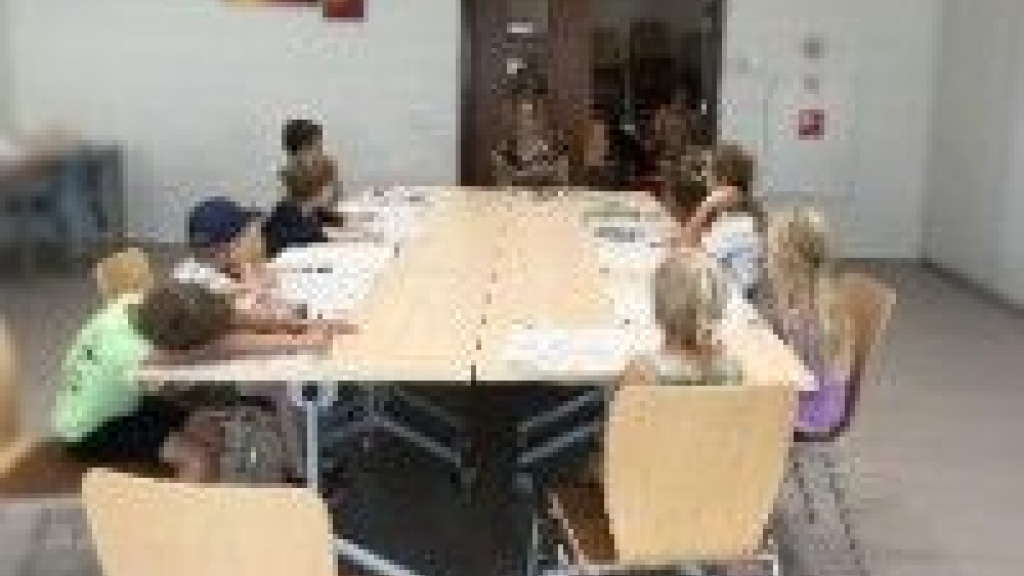 Foto: Geslaagde knutselworkshop bij bibliotheek Wezep