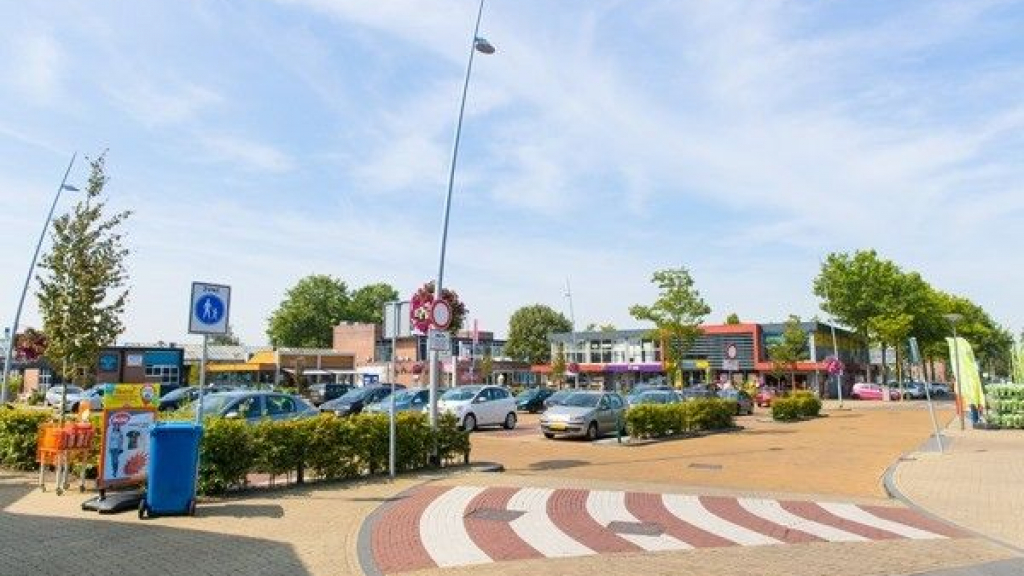 Foto: Jeugdbrandweer en Jeugd Boa op het Meidoornplein
