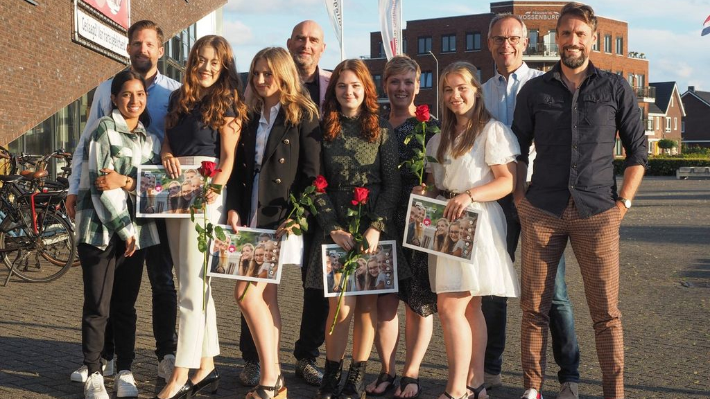 Foto: Eerste mbo-2 studenten gediplomeerd op Oostenlicht