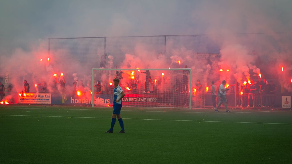 Foto: 'Ik heb er niet van geslapen', klinkt het na voetbalrel