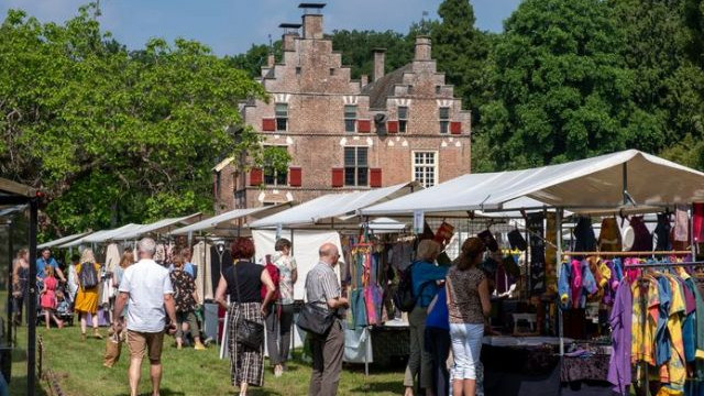Foto: Wollig Landleven Zomerfair bij kasteel Vosbergen Heerde