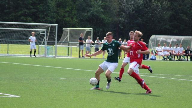 Foto: S.V. ’t Harde pijnlijk onderuit in eerste ronde nacompetitie