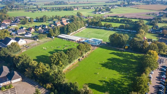 Foto: Fietspuzzeltocht en motortoertocht op Pinkstermaandag vanaf De Heughte