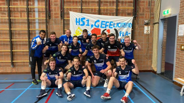 Foto: Blauw Wit verlaat laatste plaats door winst op Ormi