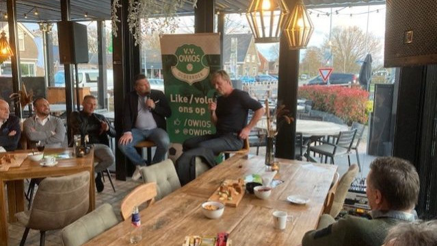 Foto: Geslaagde sponsoravond OWIOS met Wim Kieft