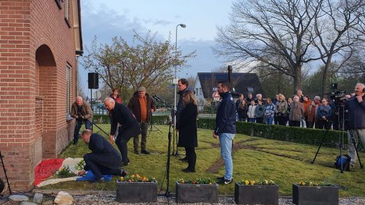 Foto: Herdenking verzetshelden Henk Hulst en Niek Rambonet