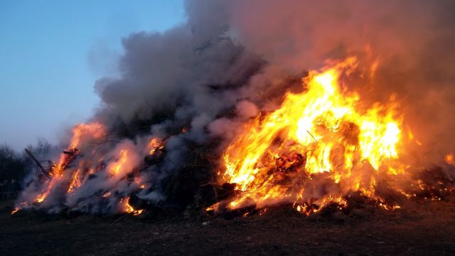 Foto: Paasvuren tijdens Paasdagen