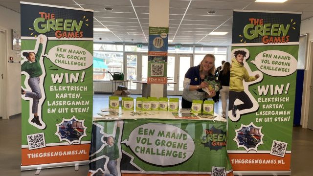 Foto: Duurzame challenge voor jongeren: van kledingruil tot opschonen Instagramaccount