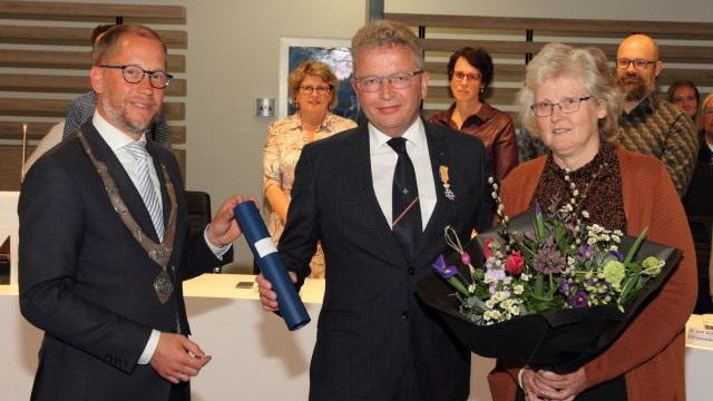 Foto: Afscheid raadsleden en Koninklijke onderscheidingen