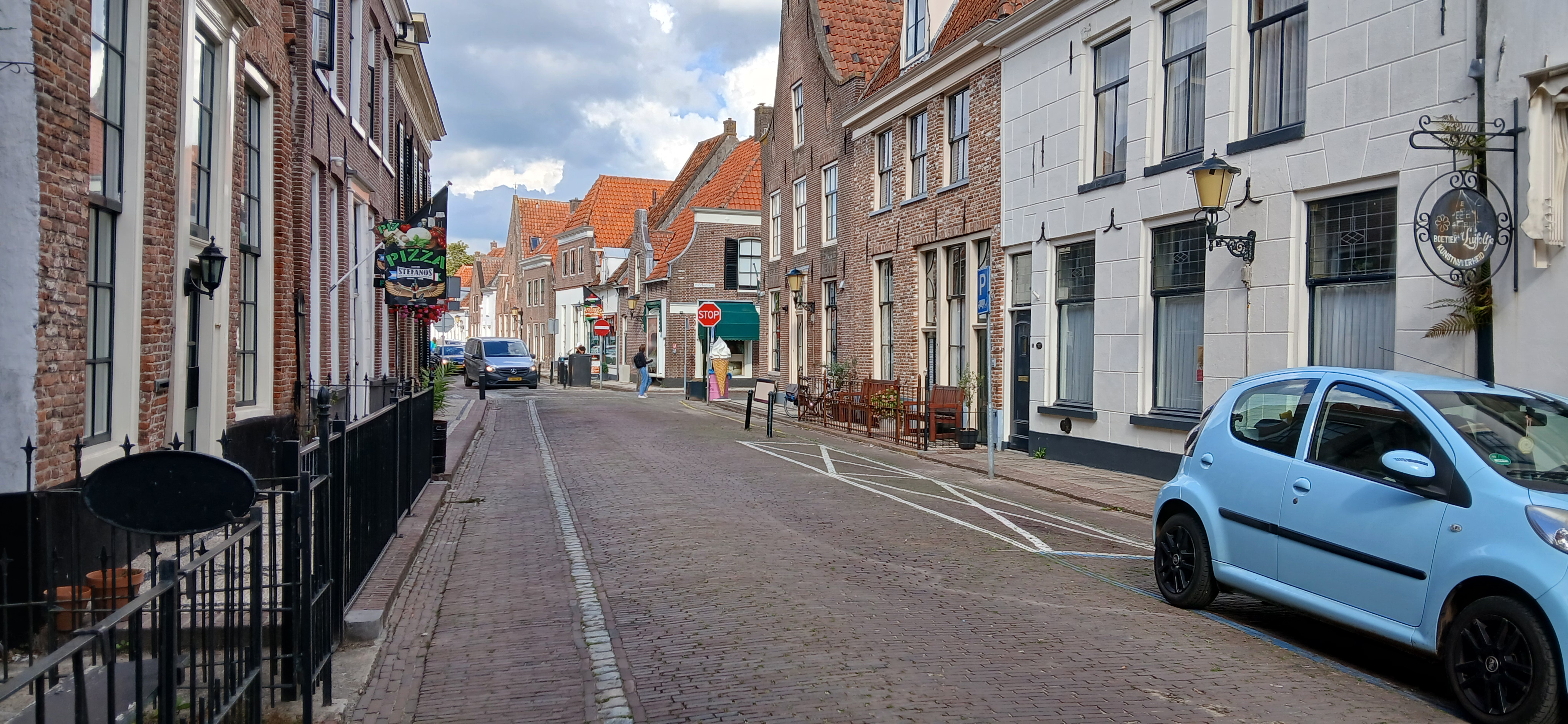 Foto: Meer toezicht op parkeren in de vesting