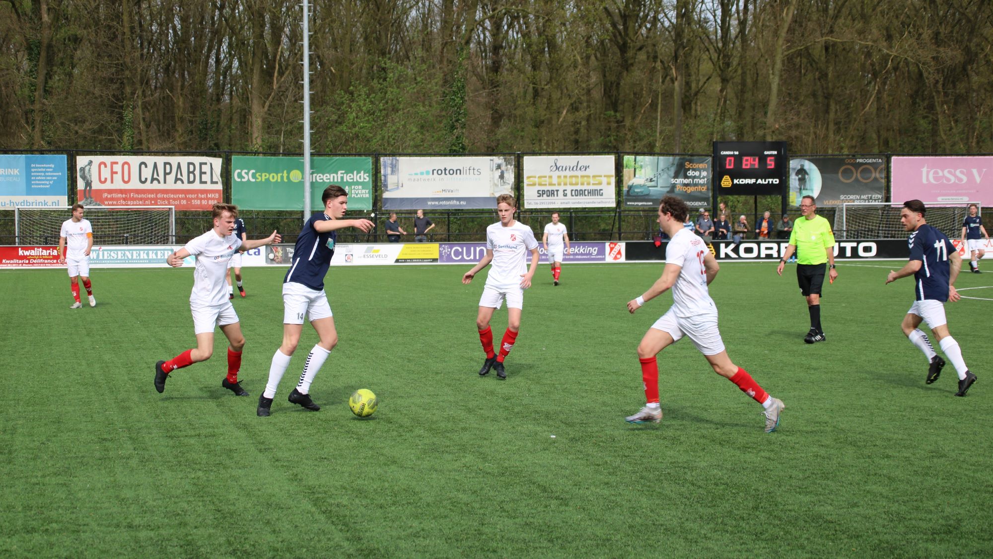 Foto: Hoevelaken heeft tegen Candia genoeg aan één helft