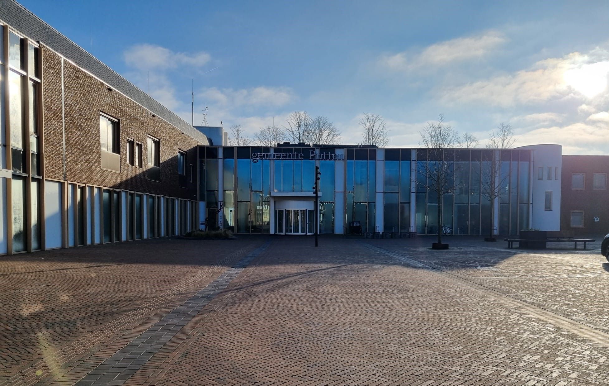 Foto: Marktpanel over bedrijventerreinen op 15 april