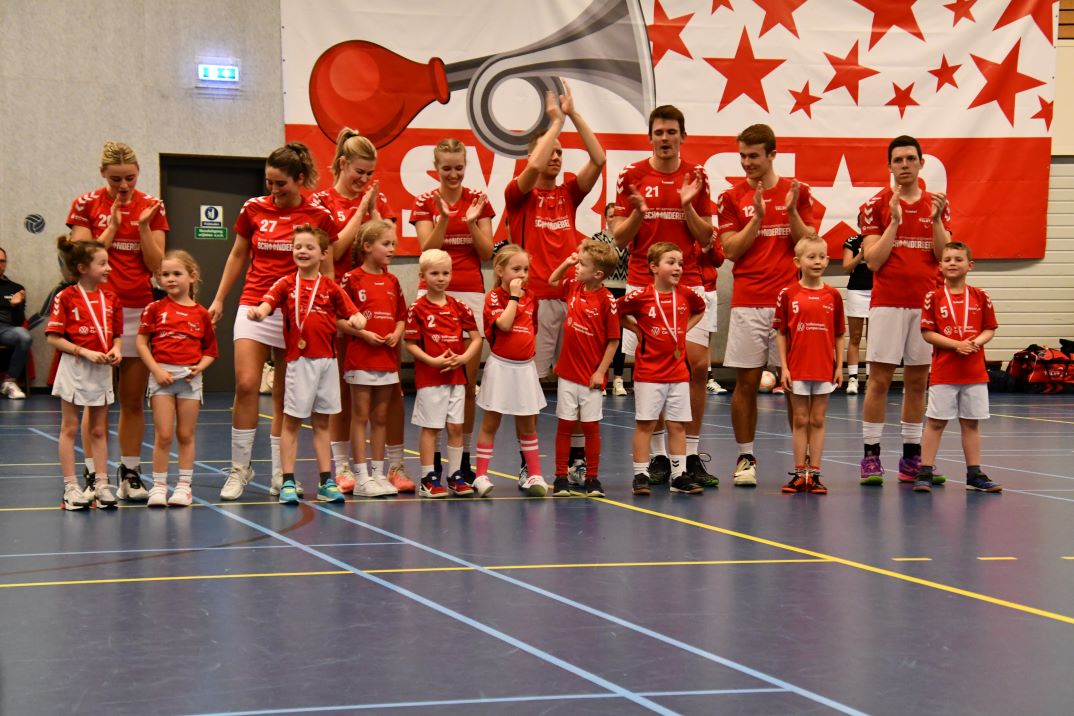 Foto: Korfballers Telstar/Schoonderbeek pakken in eigen huis het kampioenschap