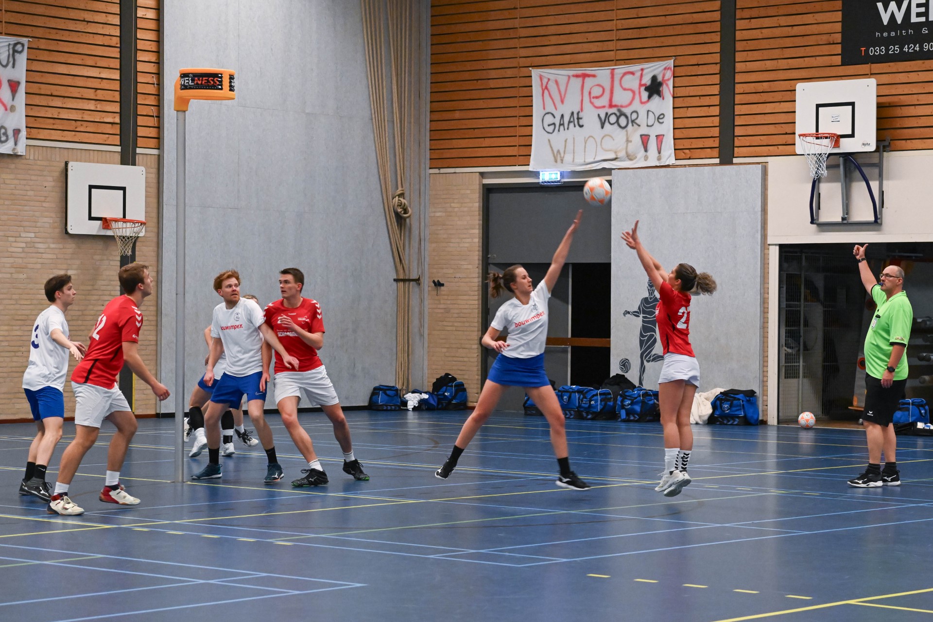 Foto: Telstar 1 zet ongeslagen reeks voort in saaie wedstrijd tegen DWS