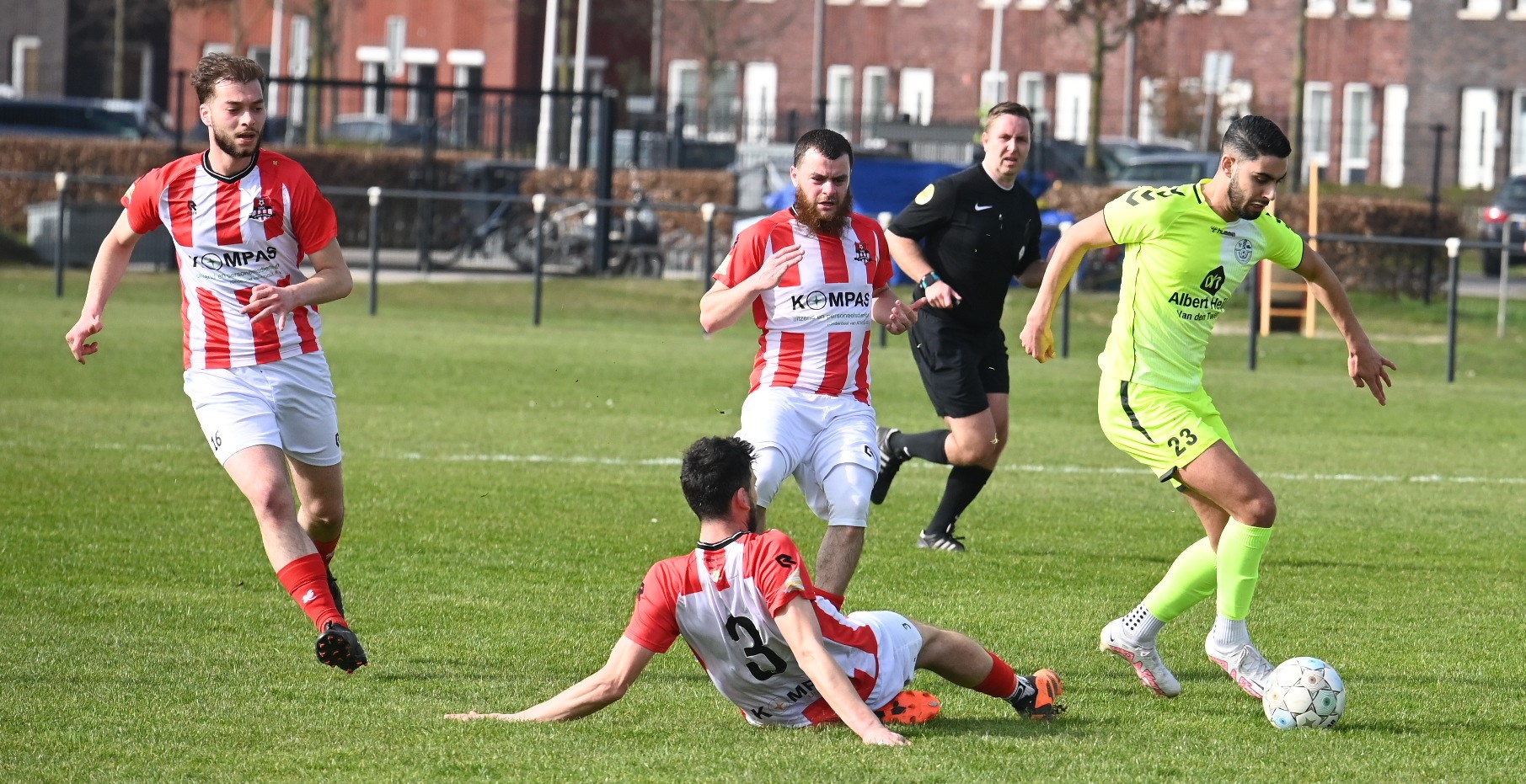 Foto: Veensche Boys weet ook ‘lelijke’ duels te winnen