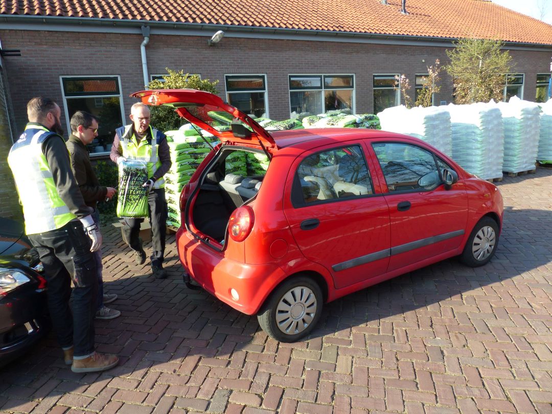 Foto: Zaterdag 23 maart compost- en bloemendag in Barneveld