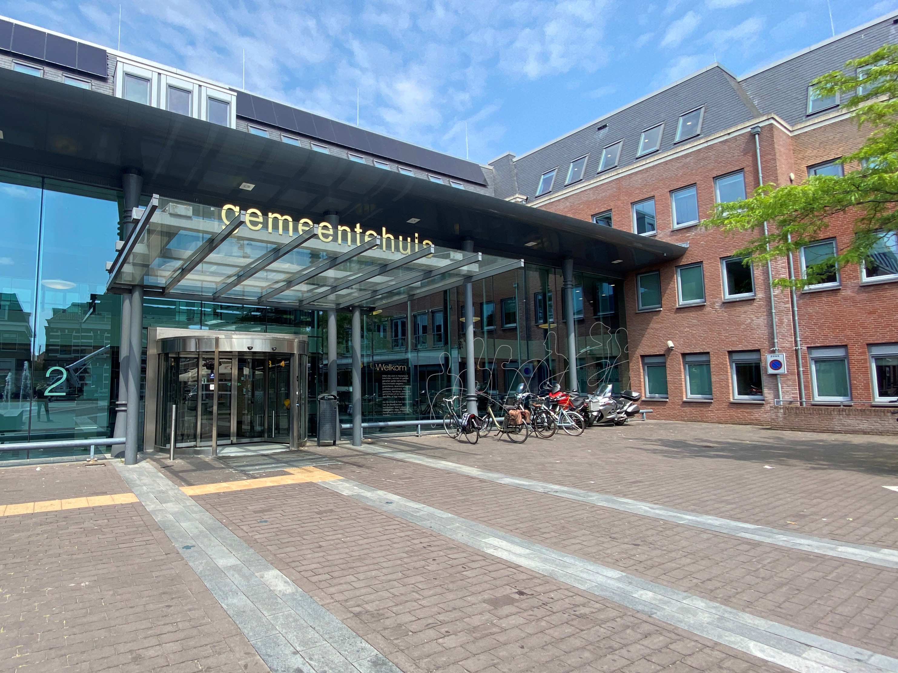 Foto: Burgemeester Van der Tak:  "Het is van belang om de Grondwet, óók in onze gemeente, meer zichtbaar te maken.”