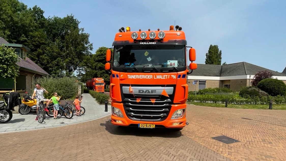 Foto: Truckfestijn gaat route wijzigen na bezwaar van paardenstal